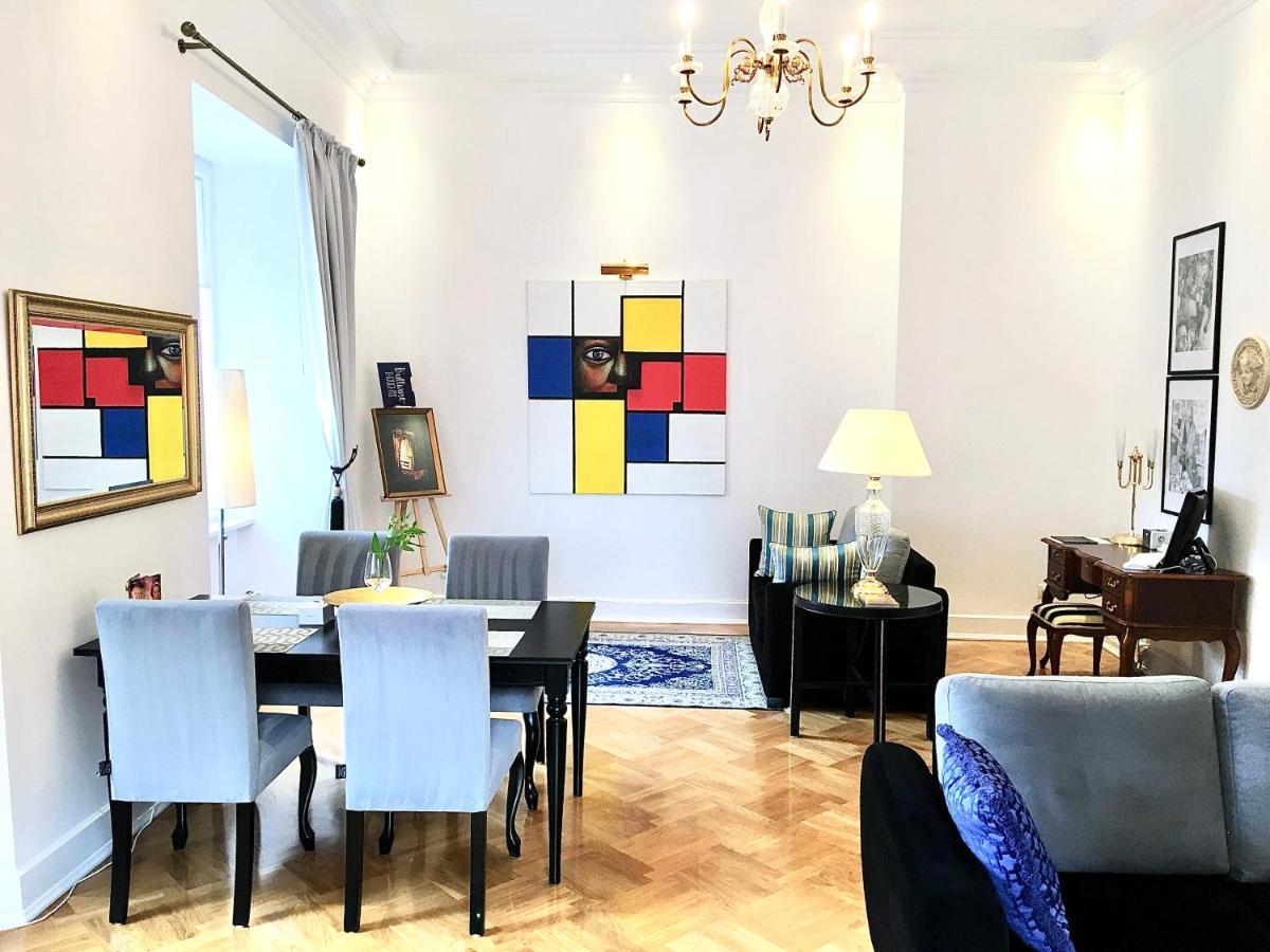 Mondrian Luxury Suites & Apartments Market Square I Warsaw Luaran gambar